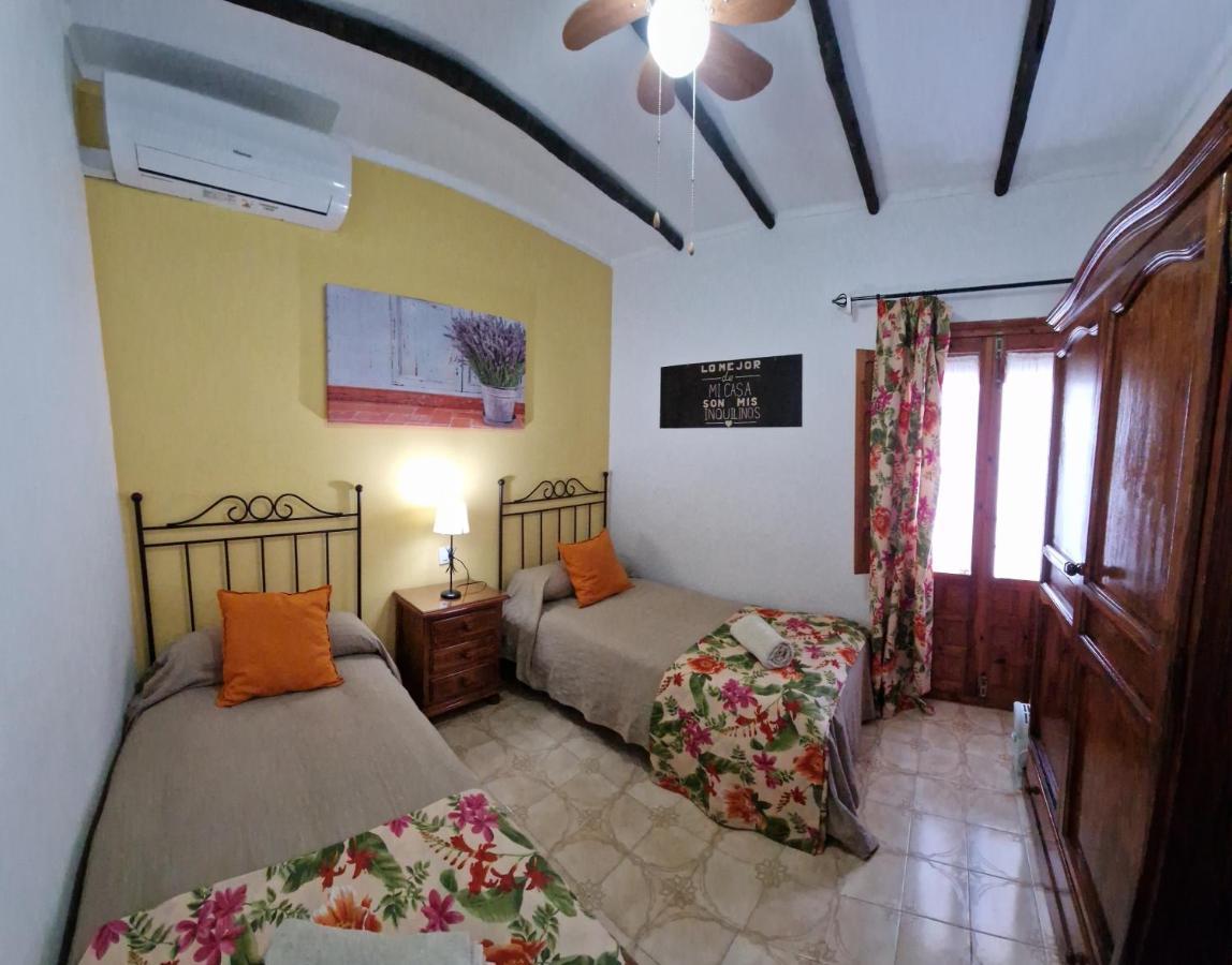 Casa Cuartel Villa El Gastor Eksteriør billede